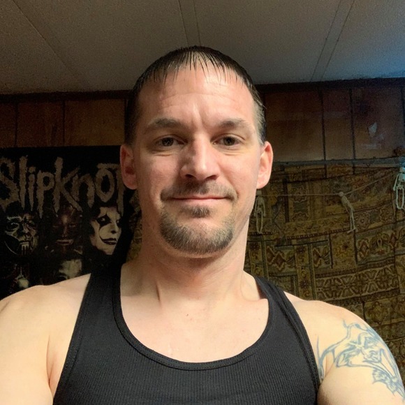 Meet your Posher, Kevin - Picture 1 of 1